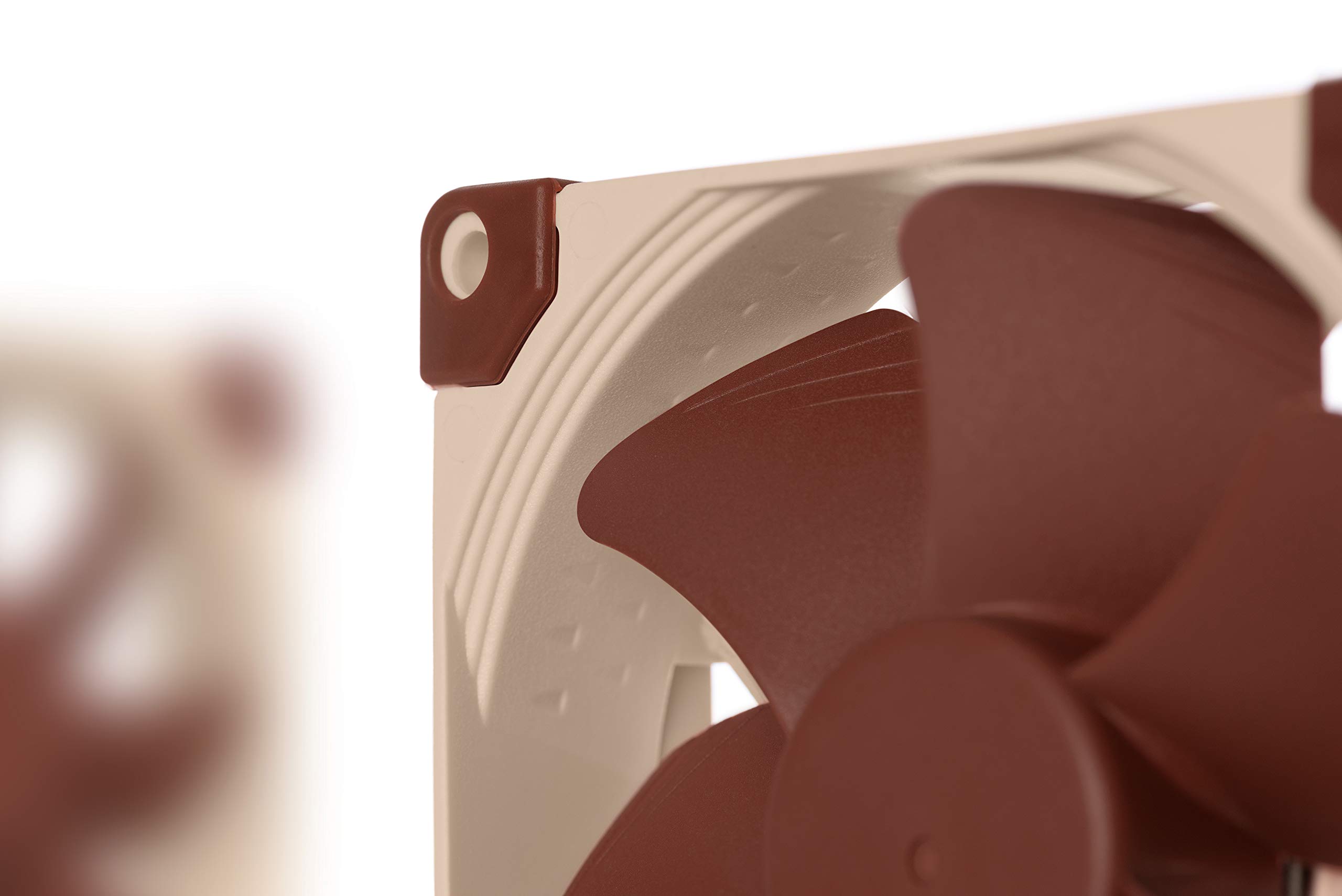 noctua-nf-a9-5v-92mm-premium-l-fter-leise-usb-2000rpm image 7