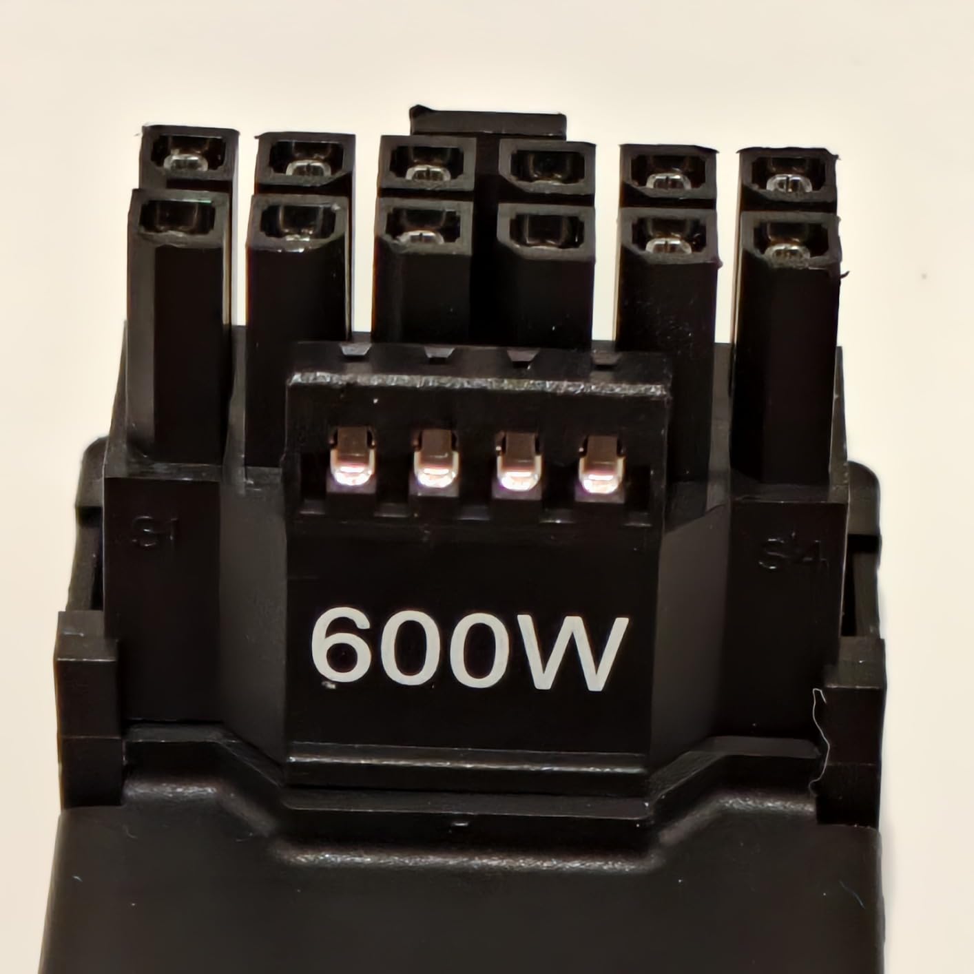 Stabiler Stecker