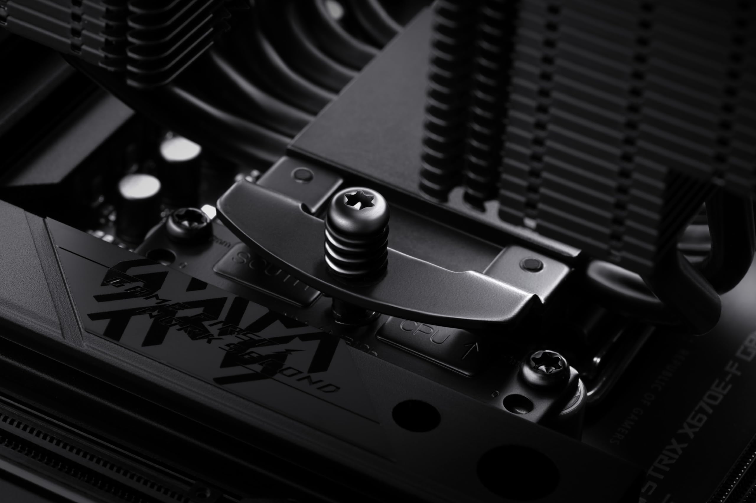 noctua-nm-m1-mp83-chromax-black-montageset-am5-lga1700 image 3