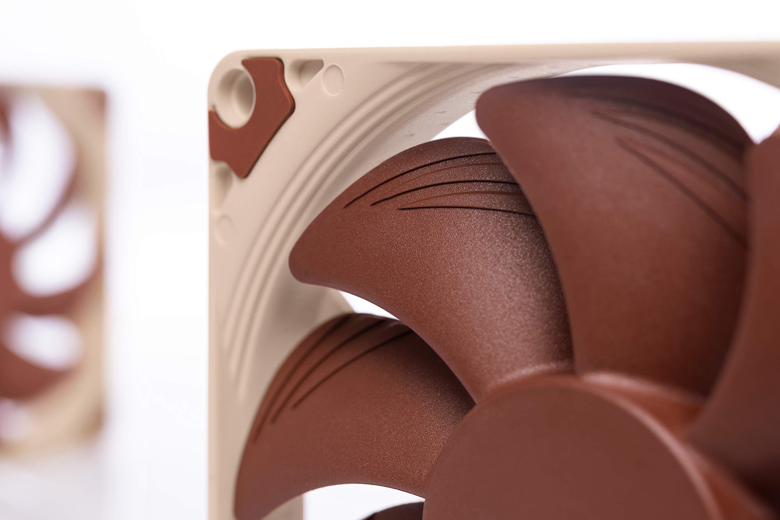 noctua-nf-a9x14-pwm-92mm-slim-l-fter-2200-rpm-leise image 6